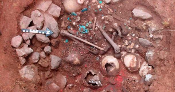 The original state of the Pacopampa priest’s tomb when it was first opened and before it was “cleaned up.” (Peruvian Ministry of Culture)