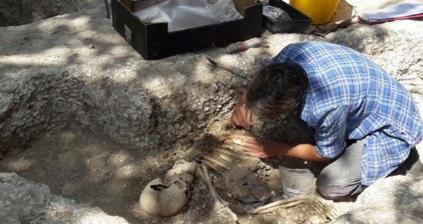 Last November, remains outside the barrow were found including a man with an iron spear and a woman with jewelry. (Twitter)