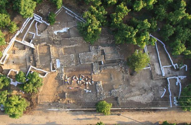 An aerial photograph of the palace of Tel Kabri taken at the conclusion of the 2013 season of excavation 