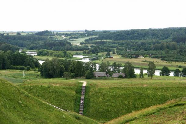 The pathways around Kernavė, formal ancient capital of Lithuania (Asta Plechaviciute / Adobe Stock)
