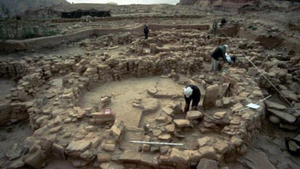 The people who lived in Shkārat Msaied 9,000 years ago built large round stone houses, inside which they buried their dead. Credit: Moritz Kinsel, Shkārat Msaied Neolithic Project, University of Copenhagen.