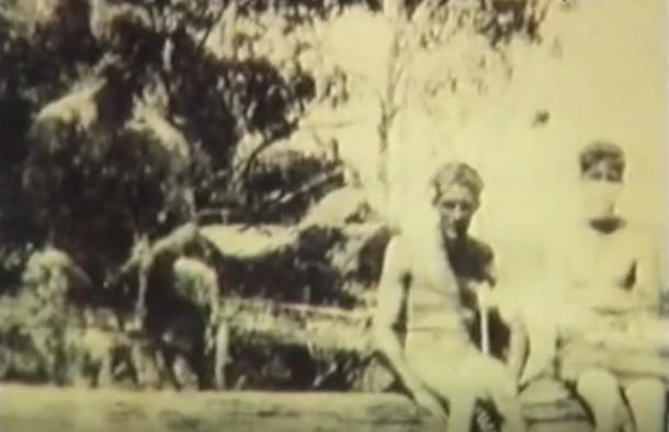 The mysterious photograph taken by Rich Jones in Batlow, New South Wales that some say was a Yowie (1932) 