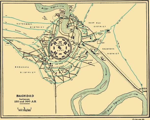 The plan for the round city included four straight roads that ran from the cityâs center to the four gates in the outer walls