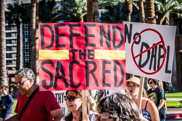 The stand-off between Native Americans in North Dakota and an oil pipeline project developer and police forces has inspired protests across the country.