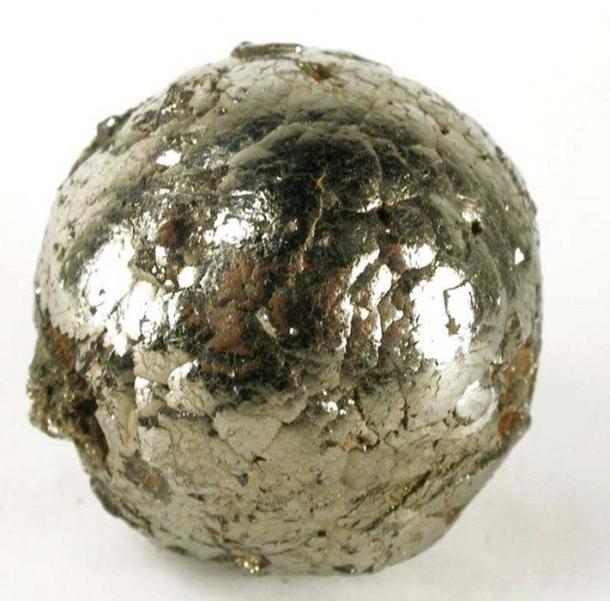 Una muy rara, muy fina bola de pirita, de Perú.