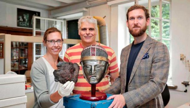 The rare 1,953-year-old Batavian mask. (City of Krefeld, Press, and Communications)