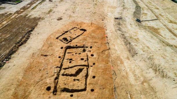 Los cimientos de casas neolíticas rectangulares que se encuentran en las orillas de Lough Foyle. (Consejo Arqueológico del Norte)