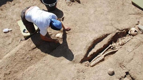 Excavating the remains in Santa María de Guía (Gran Canaria), Spain.