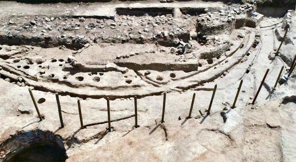 Remains of the Neolithic “Woodhenge” were found at the center of a number of extensive circular ditches. (ERA Archueologia)