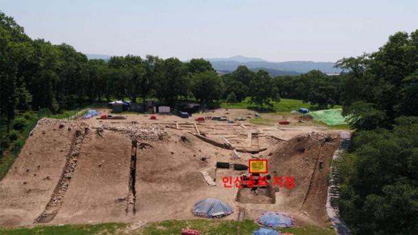 Where human remains of the suspected human sacrifice were discovered, near the western gate of Wolseong Palace’s western wall. (Gyeongju National Research Institute of Cultural Heritage)