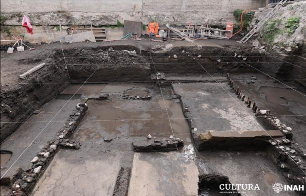 Los restos de la casa cerca de la plaza Garibaldi de una familia mexicana que sobrevivió a la invasión española, donde se encontró el altar azteca. (Mauricio Marat / INAH)