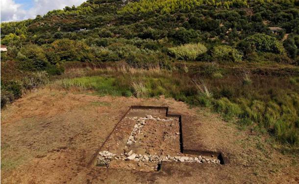 Restos descubiertos en Elis de lo que creen que alguna vez fue el santuario de Poseidón. (Ministerio de Cultura y Deportes de Grecia)