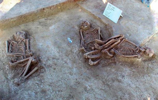 Human remains excavated from Mound 4 at the El Naranjo site in northern Mexico. (INAH)