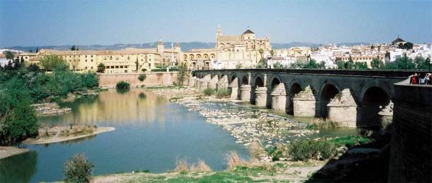 There are many reminders of Cordoba’s Roman past, like this bridge from the 1st century BC that remains in use today (Jim Linwood / CC BY 2.0)