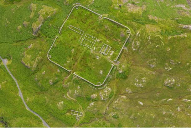 Example of a Roman fort ruins: Aerial of Hardknott Roman Fort is an archeological site, the remains of the Roman fort Mediobogdum,, Cumbria, England.