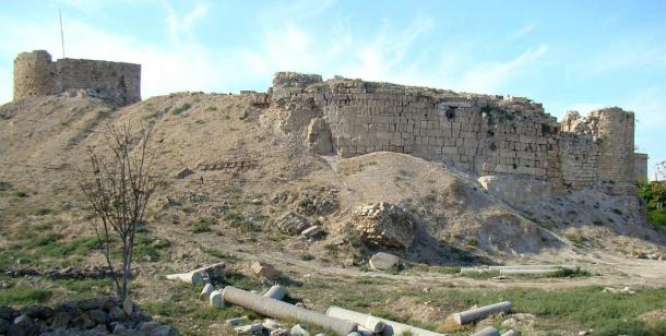 The ruins of the crusaders St. Louis Castle on the site of the acropolis at Sidon, Lebanon. (O.Mustafin / Public domain)