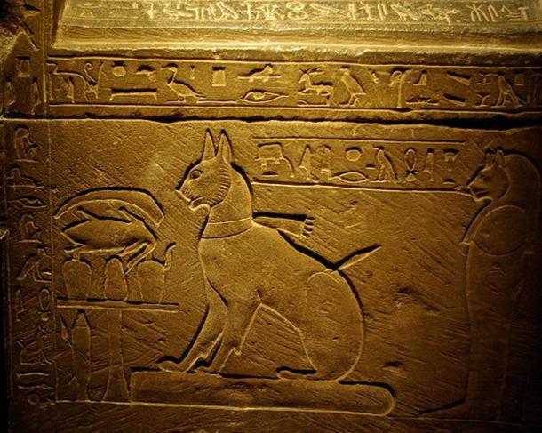 The sarcophagus of the cat of the Crown Prince Thutmose, the eldest son of Amenhotep III and Queen Tiye. 