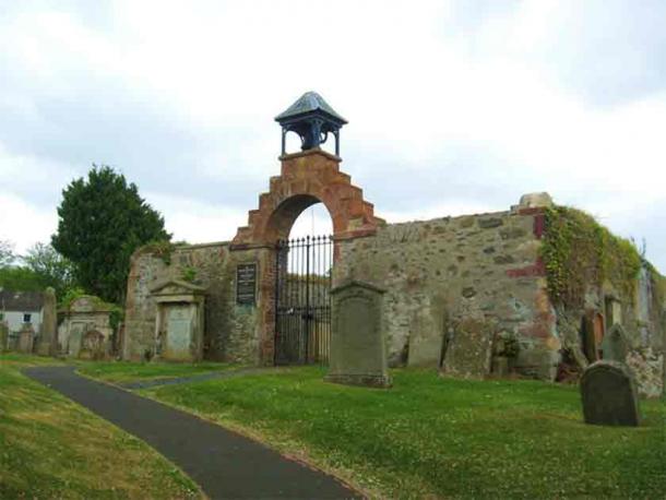 Selkirk’s Auld Kirk, where archaeologists say that William Wallace was declared Guardian of Scotland in 1297. (James Denham/CC BY-SA 2.0)