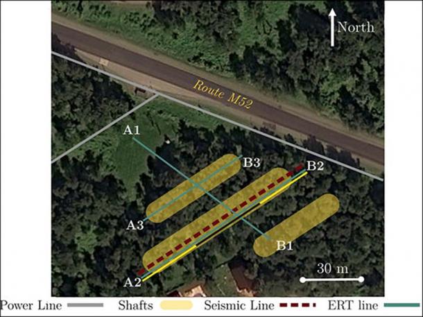 Position of some of the wall remains adjacent to Route M52