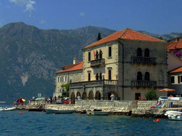 The stately palace of Count Vicko Bujović in Perast, Montenegro today. (Janusz Czekala / Perast Museum)