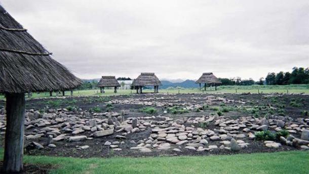 Jomon Oyu Stone Circles, Akita Prefecture, Japan. (CC BY-SA 3.0)