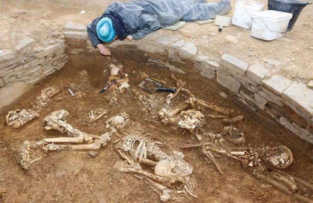 In one stone side cell human remains of 14 men, women and children were excavated on the site. (National Museums Scotland)
