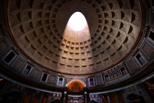The symmetry of building like the Pantheon in Rome is echoed in Game design.