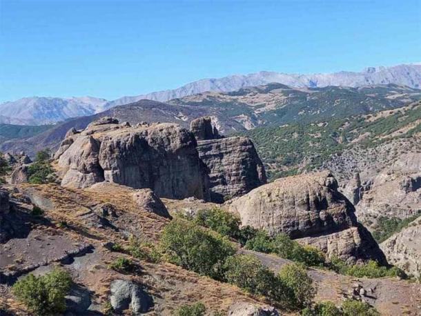 The temples were constructed during the 7th century, a time when the Urartian kingdom held dominion over the region. (Erdoğan, S. ve Çakırca, D./IHA)