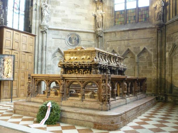 The tomb of Frederick III is an artistic funerary monument. (Uoaei1 / CC BY-SA 3.0)