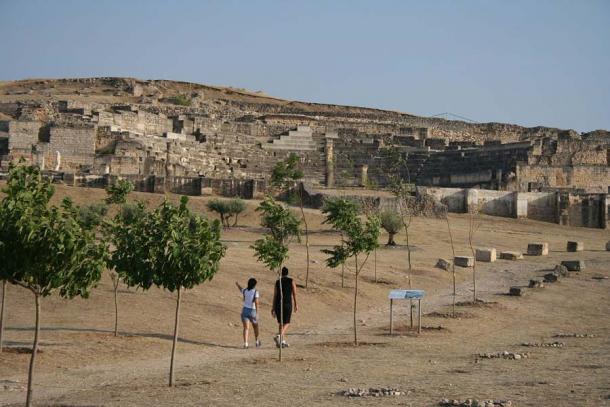 Roman theater at Segóbriga in Castilla-La Mancha. (Josemanuel / CC BY-SA 2.5)