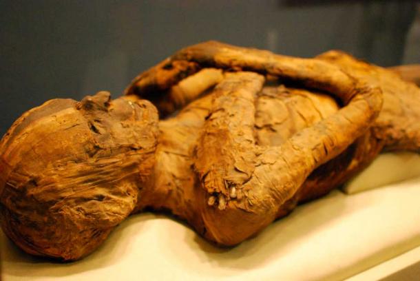 Do you think this mummified person would be offended if I called them a mummy? (Karen Neoh / CC BY SA 2.0)