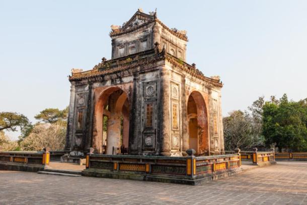 Tu Duc Tomb Pagoda, Vietnam (lukszczepanski / Adobe Stock)