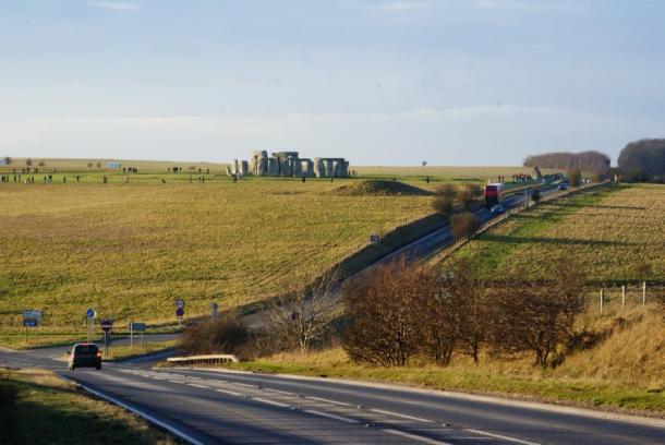 Se supone que el túnel de Stonehenge aliviará el tráfico en la zona. Peter Trimming / CC BY-SA 2.0.