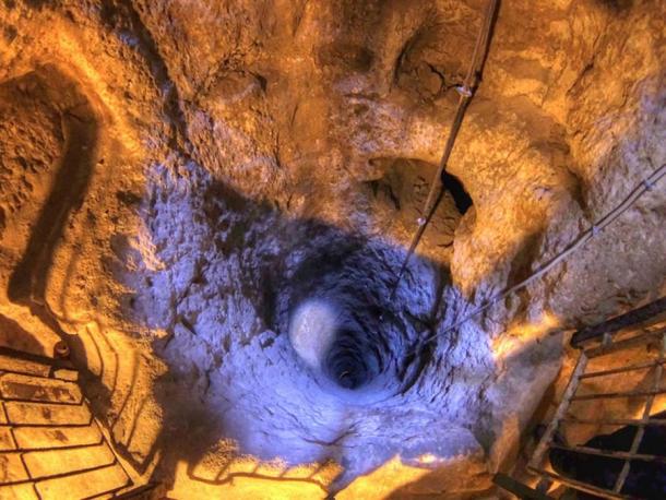 Ventilation well in the Derinkuyu underground city in Turkey. (Nevit Dilmen / CC BY-SA 3.0)