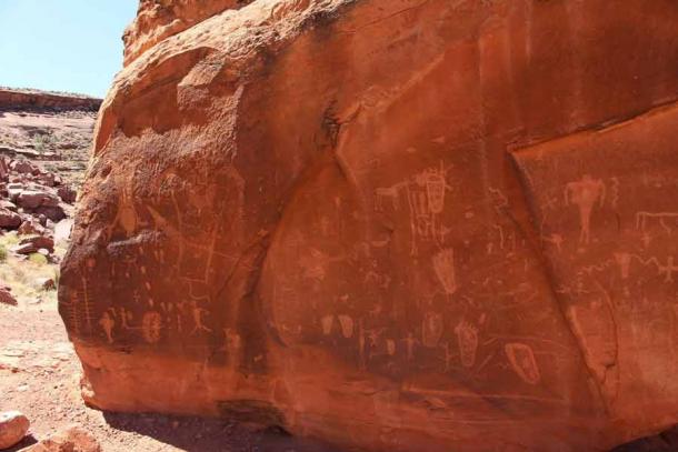 The Birthing Rock antes del vandalismo. (Jim Hedd/HistoricMysteries.com/CC BY-NC-SA 2.0)