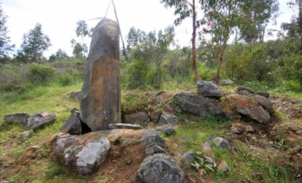 Side view of a menhir and stone platform at La Torre-La Janera megalithic site near Huelva. (University of Huelva)