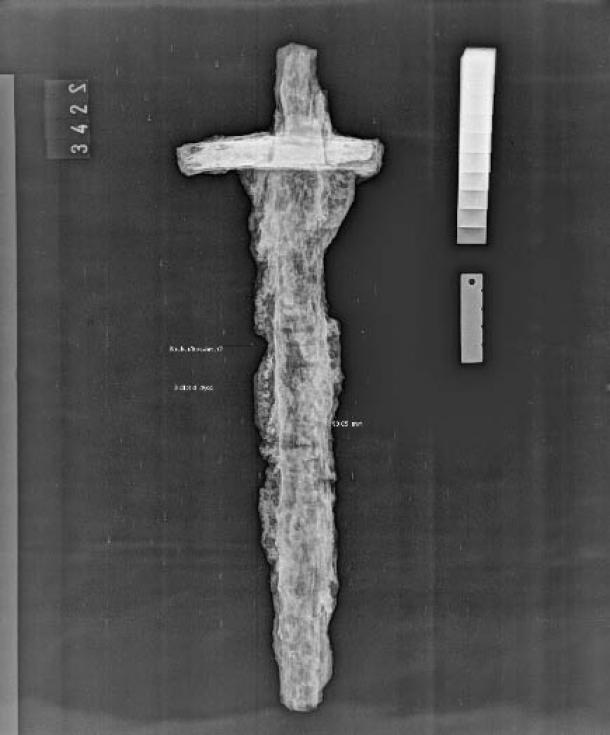 X-ray image of the sword found in Suldal.