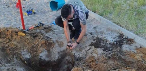 The sandpit where the Lusatian graves were discovered. Source: zarynaszemiasto / The First News