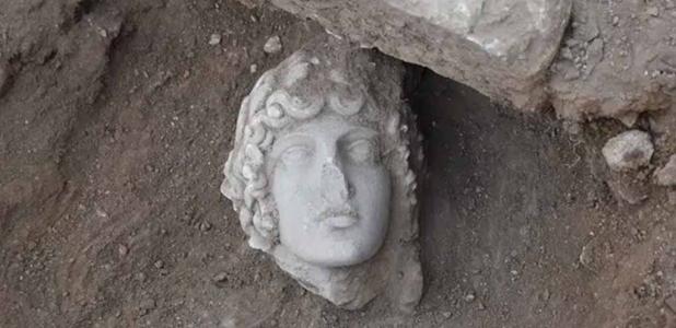 The 1,800-year-old face of Apollo uncovered at Philippi. Source: Greek Reporter / Ministry of Culture.