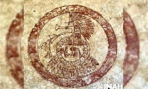 Hand-drawn illustration superimposed over a photo of the pre-Hispanic painting. Source: Frida Mateos / INAH