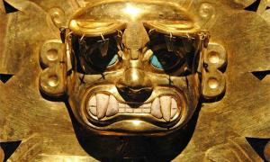Gold Inca mask. Source: Carlos Santa Maria / Adobe Stock