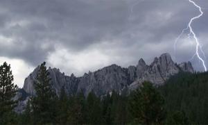 Legends of Mount Shasta: “The Abode of the Devil” Part 4 – Investigating the Castle Crags Petroglyphs