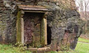 Remarkable Survival of Minerva’s Ancient Shrine Through the Ages