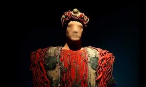 Oedipus the King of Sophoces theatrical costume Athens Greece. Source: Susan Vineyard / Adobe Stock