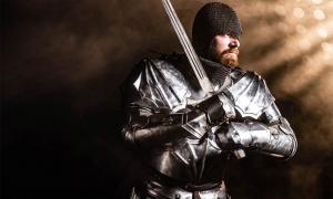 Strongbow’s Gamble: Richard de Clare and the Norman Invasion of Ireland