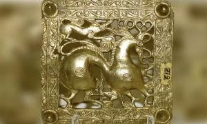Scythian belt buckle