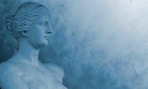 Statue of Venus de Milo. Source: ssrbuzz / Adobe Stock.