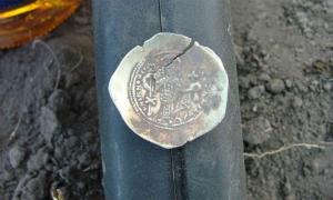 One of the Russian Viking coins found in Ireland. Source: Robert Carley