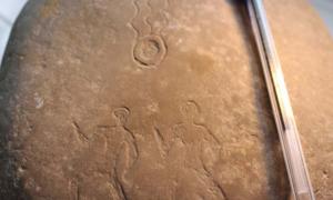 The discovery of mysterious petroglyphs suggests that a meteor has been observed in ancient times in Morocco.