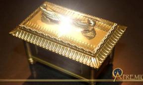 Model of the Ark of the Covenant